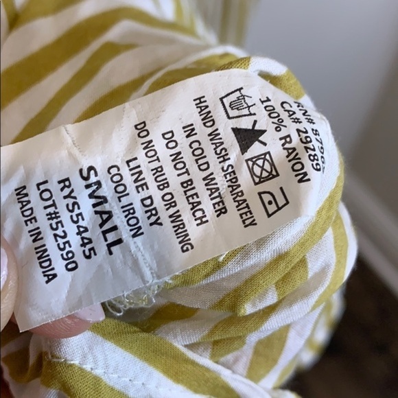 Elan | Plunging Midi Dress S - Picture 9 of 9